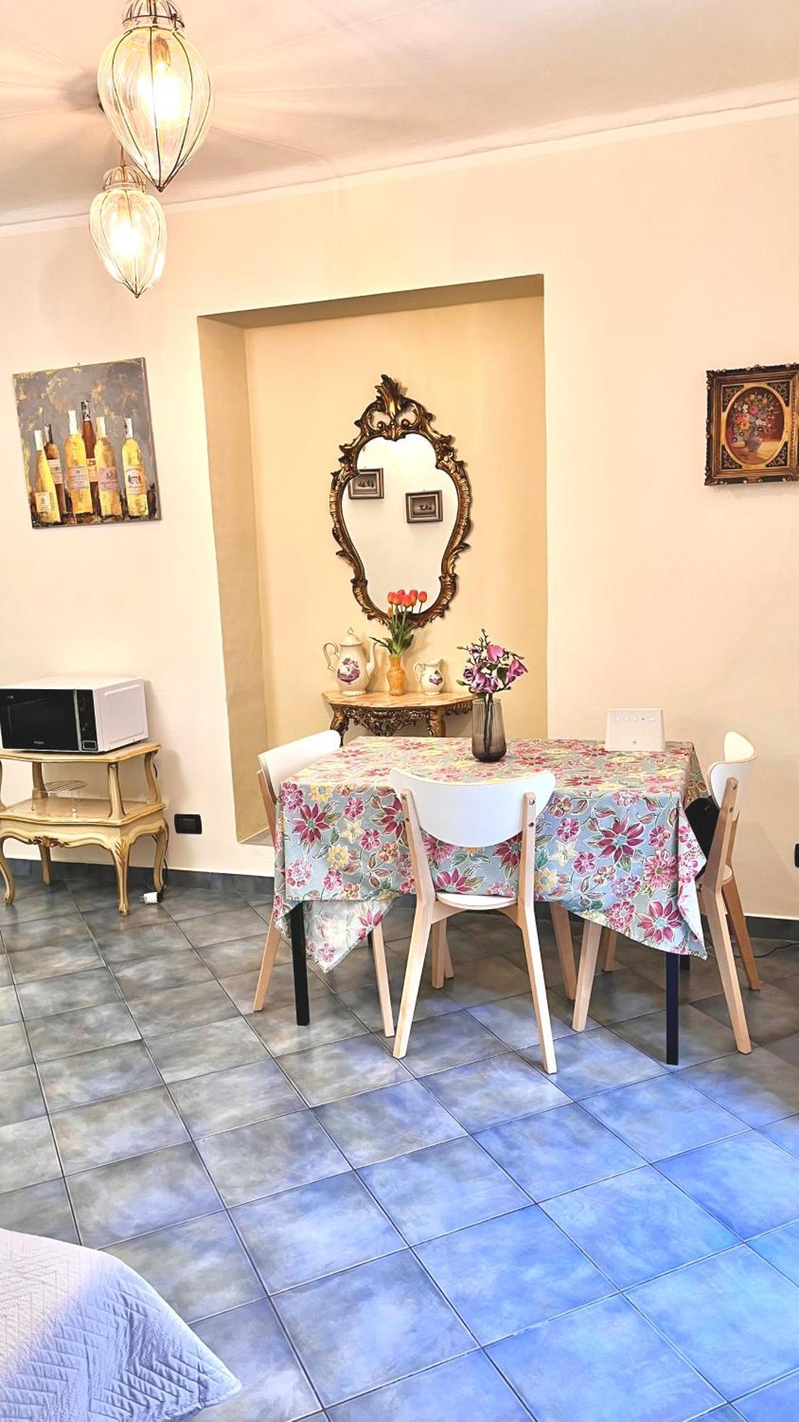 Al Bicerin Apartment, In Historical Center Of Turín Exterior foto